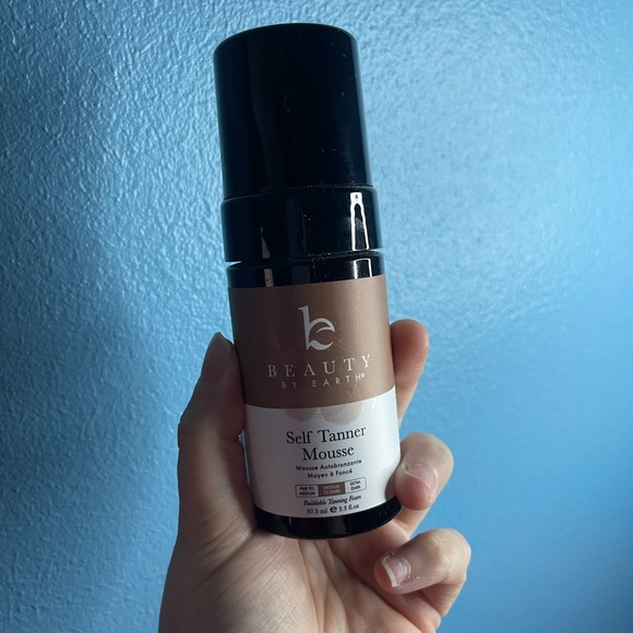 Beauty By Earth Self Tanner Mousse - Medium to Dark - Picture 2 of 5